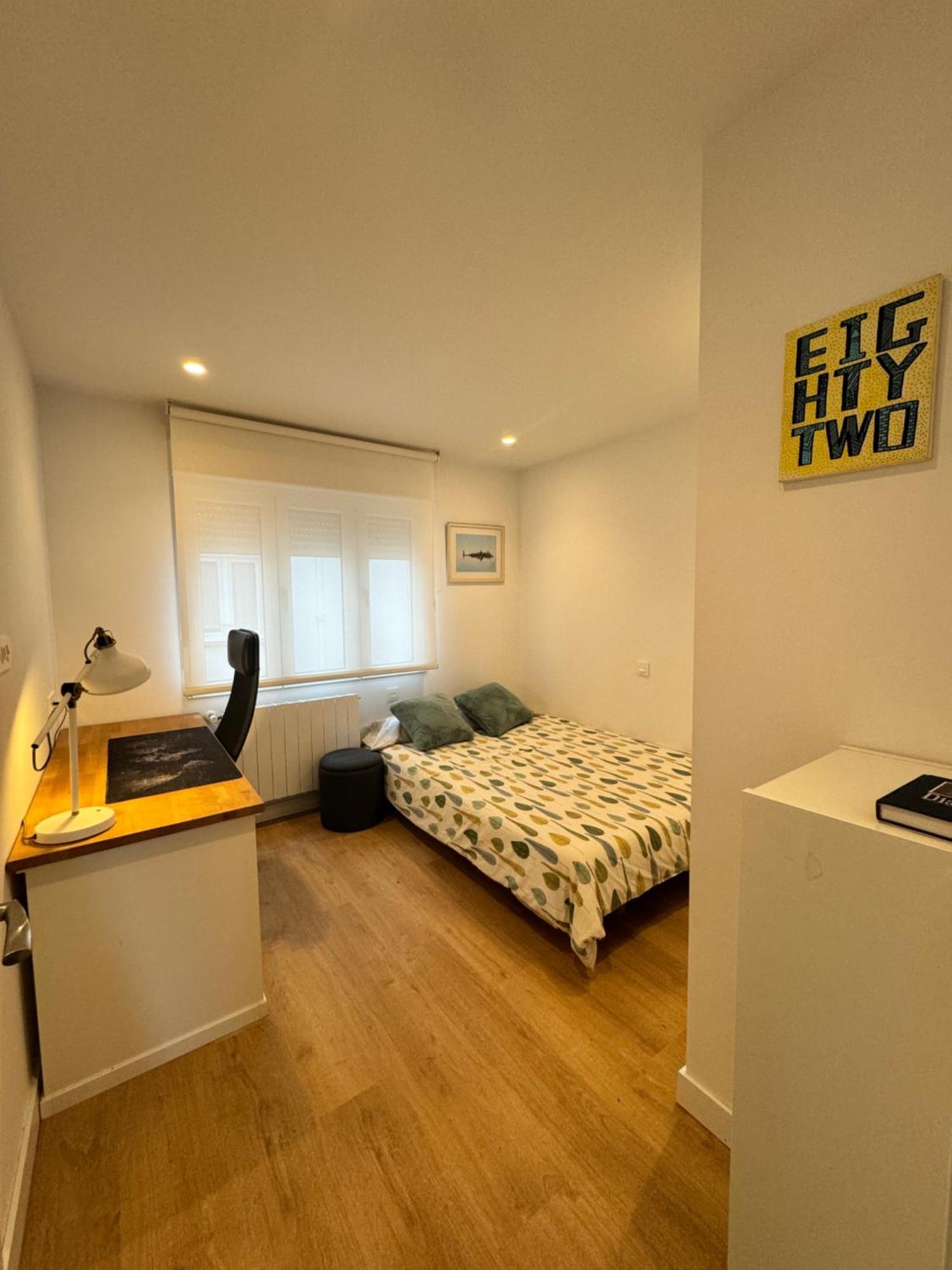Piso De 2 Habitaciones En Centro, Zona Muy Tranquila Con Playa A 2 Min Andando 希洪 外观 照片